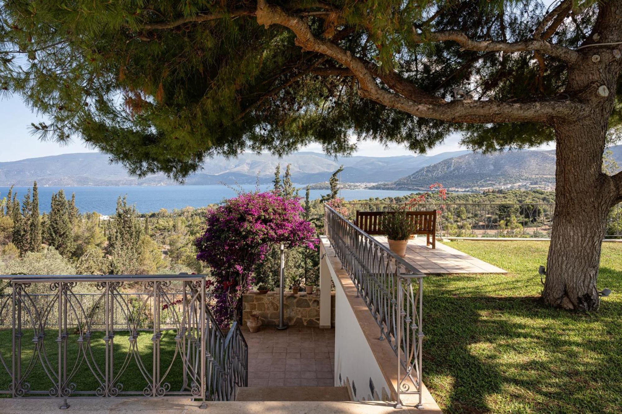 Villa Fantasia Isthmia Exterior foto